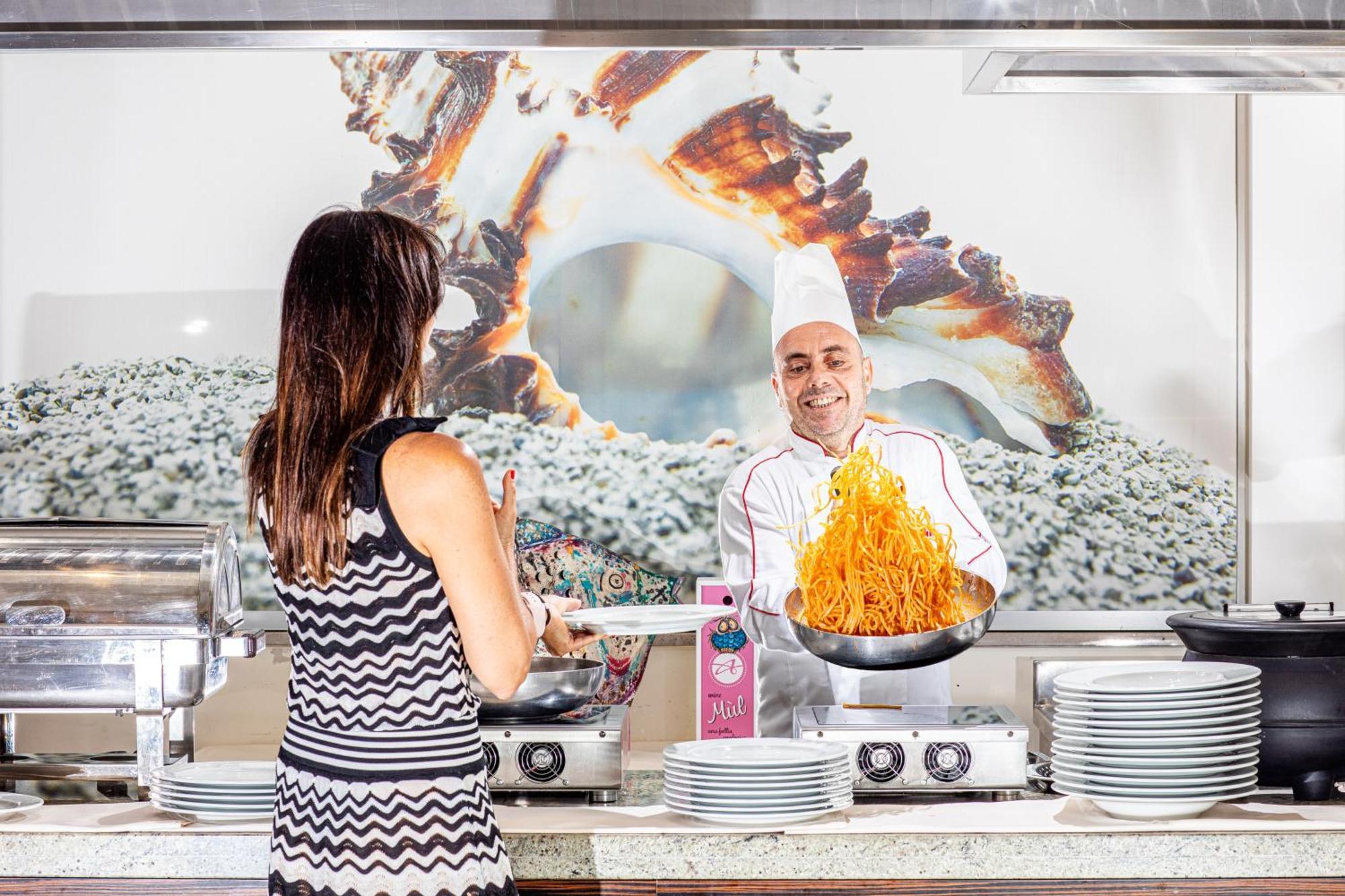 Hotel Eden Bibione Bagian luar foto